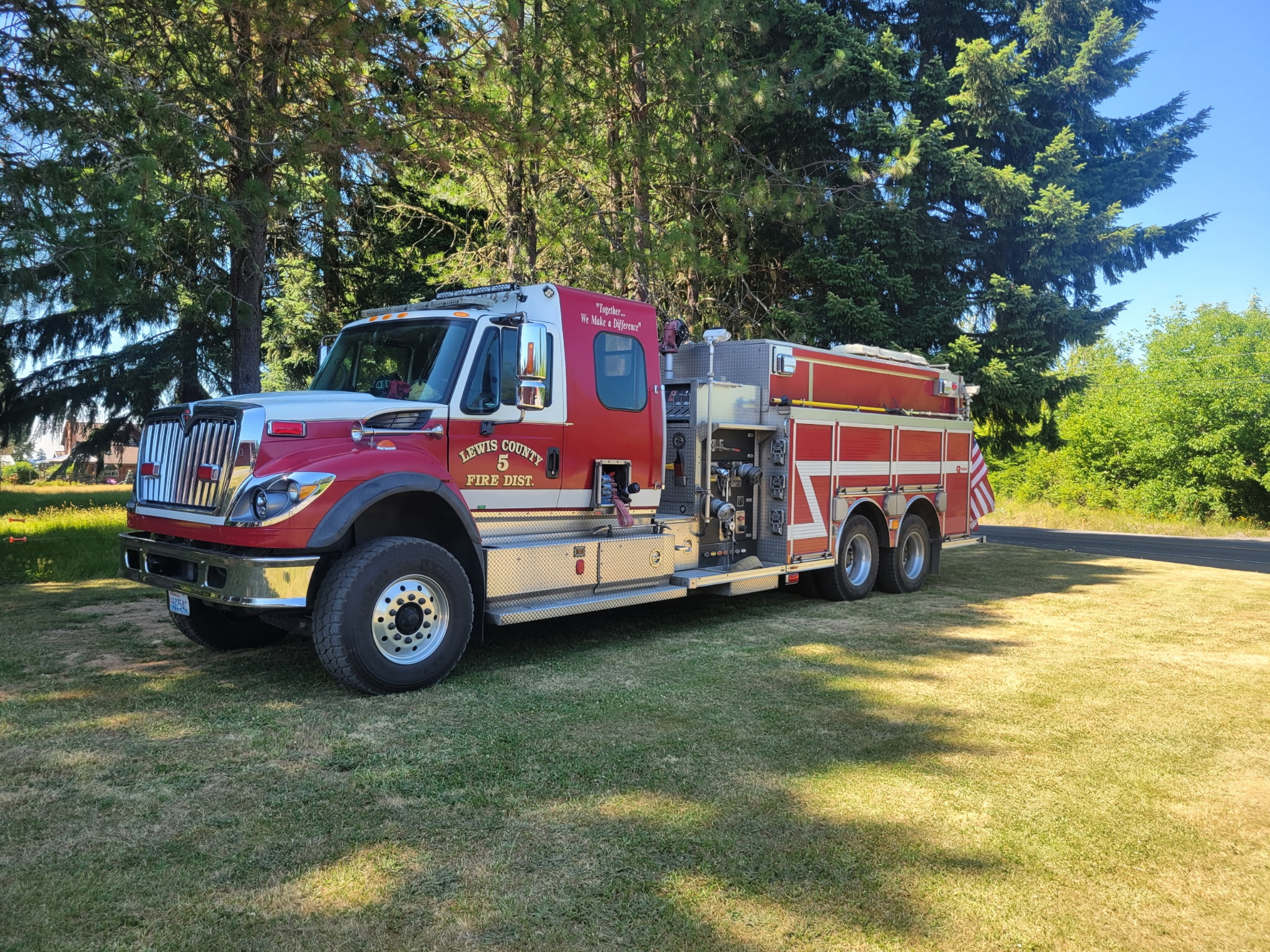 2009 Internatiinal Rosenbauer 2500 gallon Class A Pumper/Tender